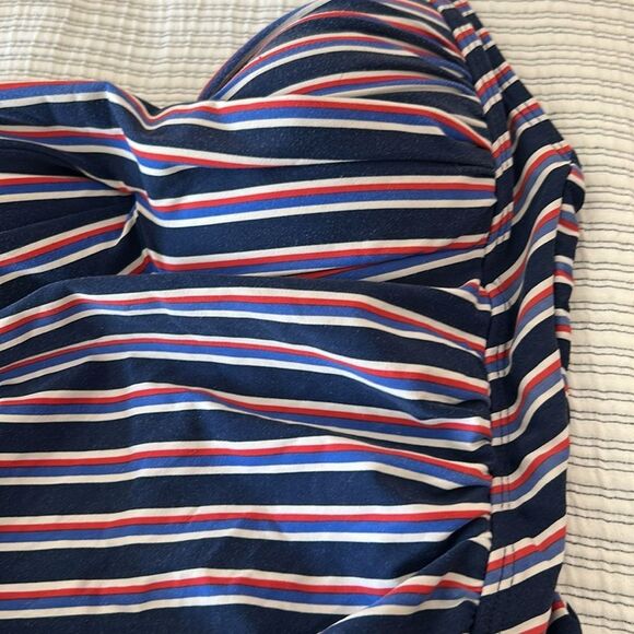 Nip tuck Striped One Piece Swimsuit, Size US 4 - Picture 9 of 9